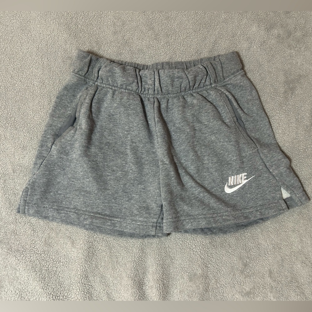Nike Boys Shorts Size L Gray Athletic Sweatshort